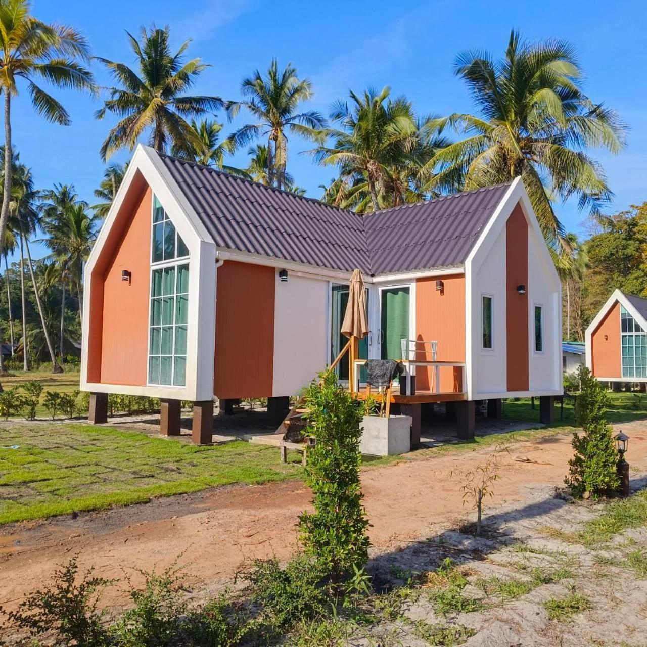 Koh Kood Neverland Beach Resort Ko Kut Ngoại thất bức ảnh